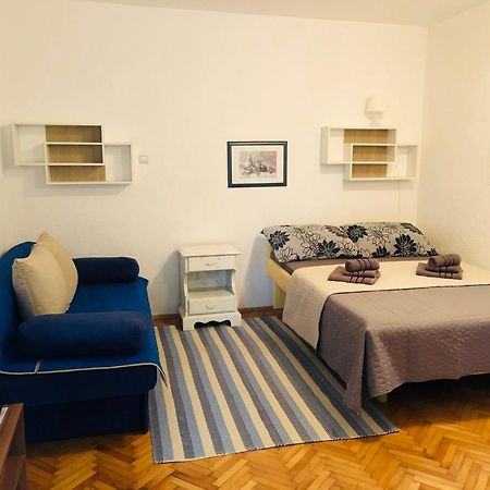 Apartmani Ema Трогир Экстерьер фото