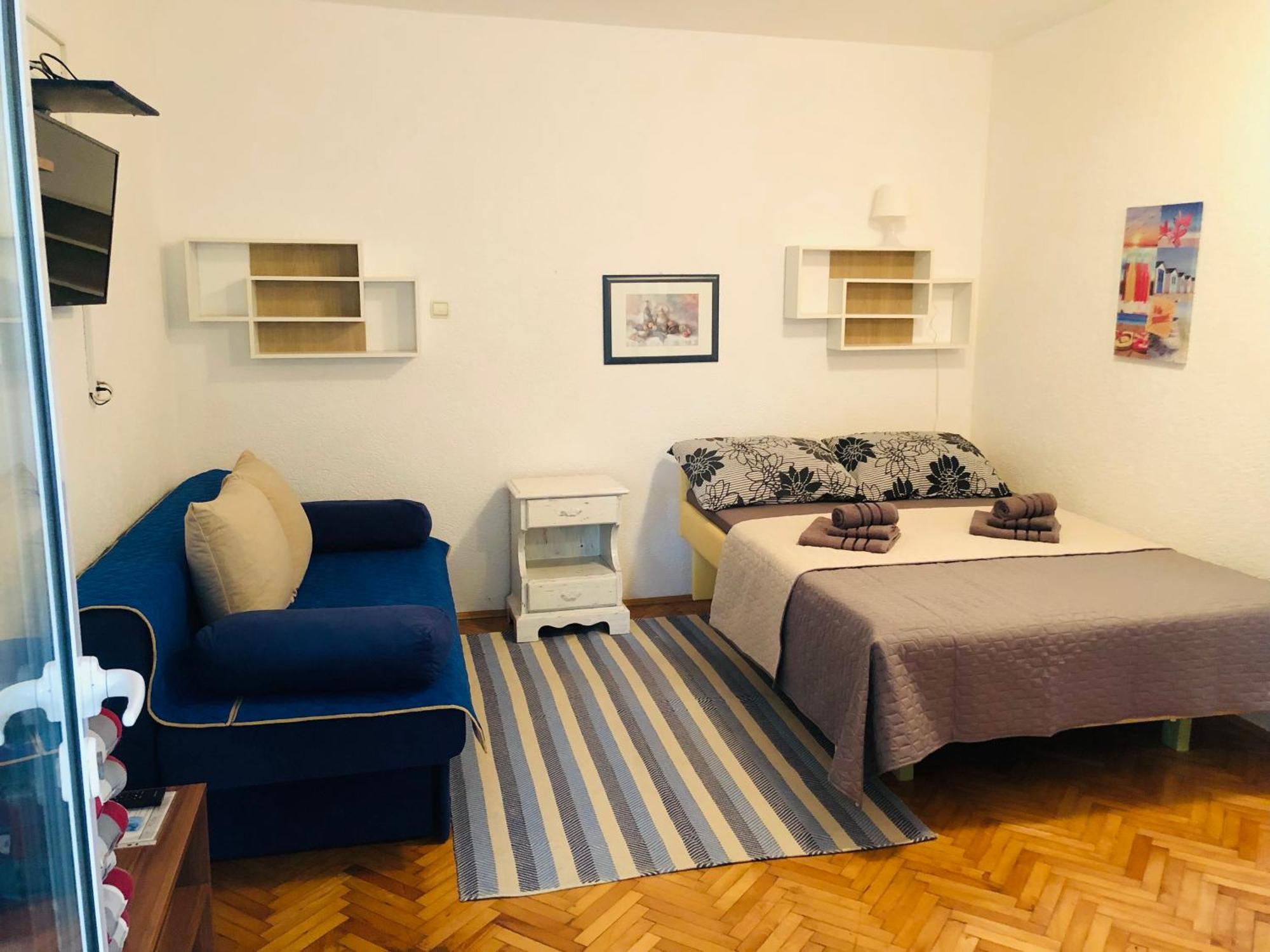 Apartmani Ema Трогир Экстерьер фото