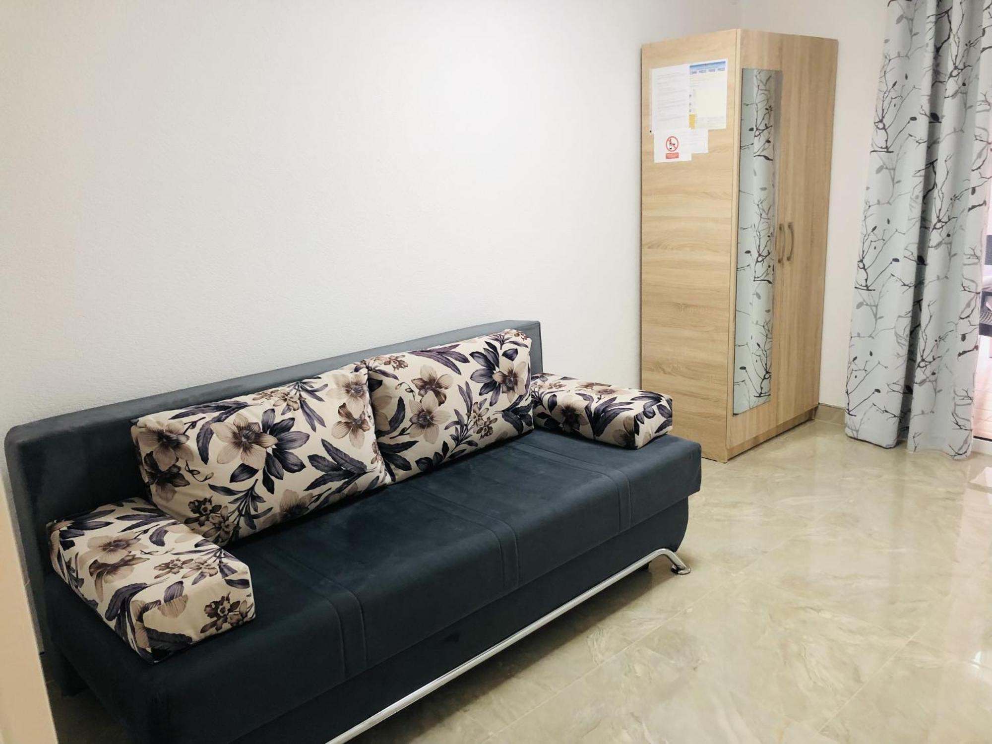 Apartmani Ema Трогир Экстерьер фото